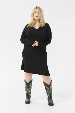Kleid Regular fit black