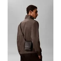 Calvin Klein Umhängetasche RAISED PHONE CROSSBODY, Herren Body Bag, Schultertasche, Mini Bag mit Überschlag