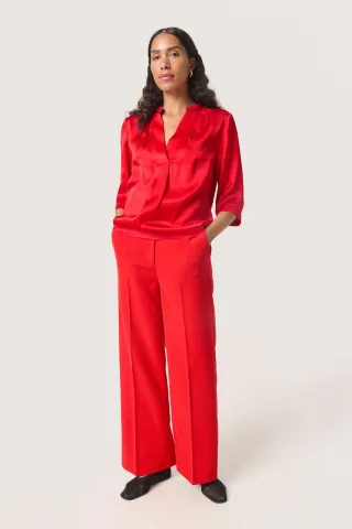 Kurzarm-Bluse Gerade Passform Salsa red
