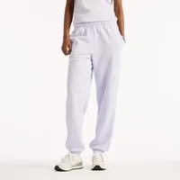 New Balance Jogginghose SPORT ESSENTIALS FRENCH TERRY JOGGER lockere Passform, aus Baumwolle und Polyester