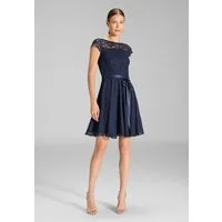 SWING Cocktailkleid Taillierte Passform mit ausgestelltem Rockteil