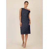 Apart Abendkleid mit Raffungen