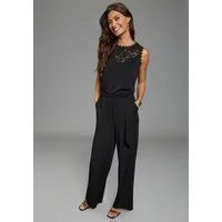 Laura Scott Jumpsuit klassische und elegante Passform mit Spitze, ärmellos