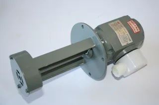 ELMAG Kühlmittelpumpe kompl. - 9802728