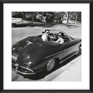 Bild LOVERS IN BLACK CAR