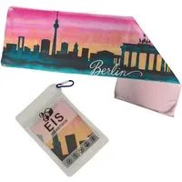 speecheese Sporthandtuch Aquarell Berliner Skyline Eishandtuch mit Berlin Schriftzug