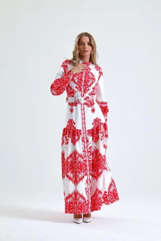 Maxikleid mit Paisleymuster und Gürtel sowie Hemdkragen