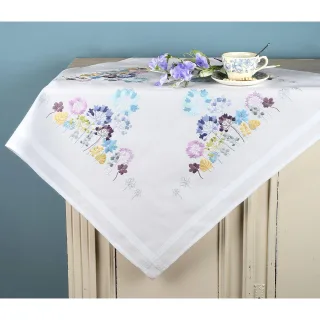 Stickmitteldecke "Pastell-Blüten"