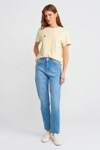 Hochgeschnittene gerade Mom-Jeans