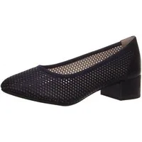 Caprice Pumps