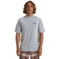 Billabong T-Shirt ARCH WAVE SS aus Polyester und Elasthan, in den Größen XS bis XXL