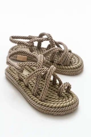 POMA Flach Sandale (Women)