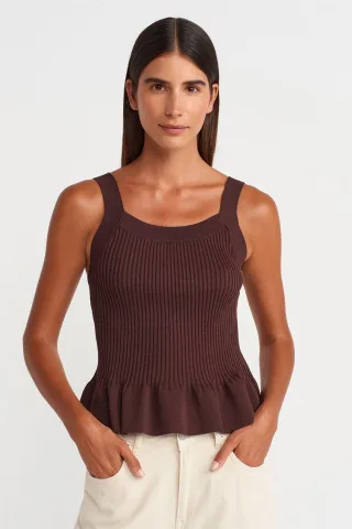 Taillierte Rippstrick-Ärmellose Bluse mit quadratischem Ausschnitt
