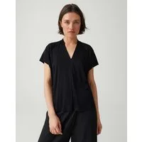 OPUS Kurzarmshirt mit V-Ausschnitt Kellerfalte im Rücken als feminines Detail