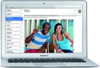 Apple MacBook Air (2013) [133" Intel Core i5 13GHz 4GB RAM 256GB SSD Intel HD Graphics 5000 macOS] silber