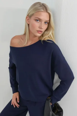 Dunkelblau