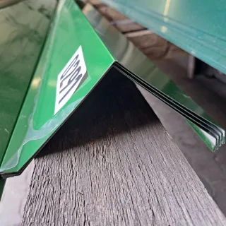 Ortgang | 2,60 m Länge | Laubgrün ( RAL 6002 )