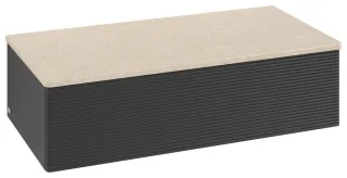 Schwarz