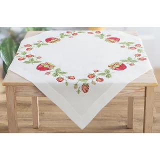 Stickmitteldecke "Erdbeeren"