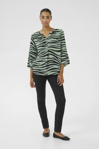 Kurzarm-Bluse Regular fit Green/Black Animal animal