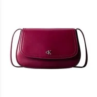 Calvin Klein Umhängetasche CK FLAP CAMERA BAG, Damen Schultertasche, Abendtasche mit CK-Logo