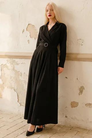 Maxikleid mit Gürtel und langen Ärmeln