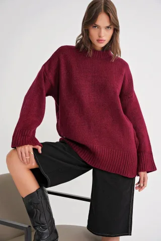 Oversized Rippstrickpullover mit Rundhalsausschnitt