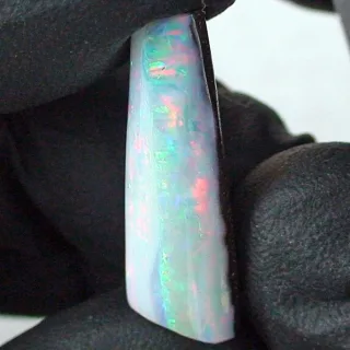 12,64 ct Boulder Opal, Multicolor Edelstein aus Australien, Natürlicher Opal in höchster Brillanz