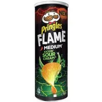 Pringles Knabberei, Pringles FLAME Medium Neu Kickin Sour Cream Stapelchips 160g