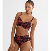 Triumph Bügel-Bikini-Top Summer Palm W 01, Minimizer - verkleinert die Brust optisch um eine Cup-Größe
