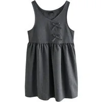 Next Latzkleid Schul-Latzkleid mit asymmetrischer Vorderseite (1-tlg)
