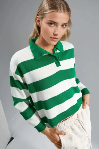Gestreifter Strick-Polo-Kragen-Pullover