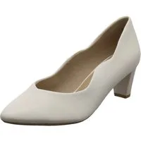 Caprice Pumps