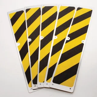 Aluminium Stairtread | Größe: 625 mm x 114 mm
