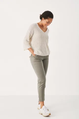 Casual Hose Gerade Passform Vetiver green