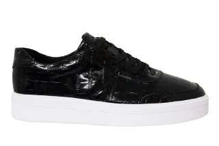 Clarks Hero Walk Womens Black Trainer