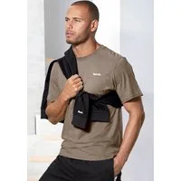 Bench. Loungewear T-Shirt mit kleinem Markenaufdruck vorn