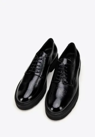 Wittchen Damen-Sneaker aus schwarzem Lackleder