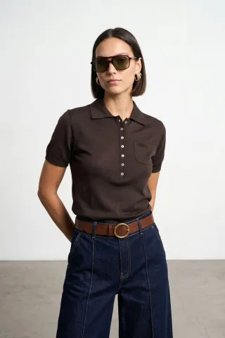 Schlanke Passform Polo Kragen Strickbluse