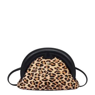 Dion Leo Pochette S