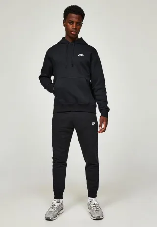 Nike Herren Sportswear Club Fleece-Trainingsanzug in Schwarz