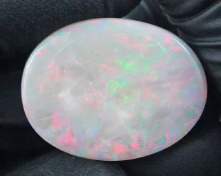 36,22 ct White Opal Multicolor - Olympic Fields Australien