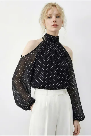 Polka-Dots Chiffon-Turtleneck-Bluse mit Ausschnitt