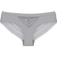 Triumph Brasilslip Red Label Aura Spotlight sinnliche Spitzendetails - weiche Mikrofaser