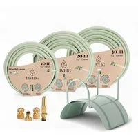 LIVLIG Gartenschlauch im Set, Schöner Gartenschlauch, Wandhalterung, Spritze, Grün