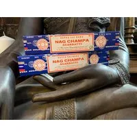 Satya Incense Räucherstäbchen Nag Champa Räucherstäbchen (3x 15g) (3er Set, 3-St., 3x Stäbchen Nag Champa), Raumduft, Nag Champa, Räucherstäbchen, Incense, sticks, Agarbatti