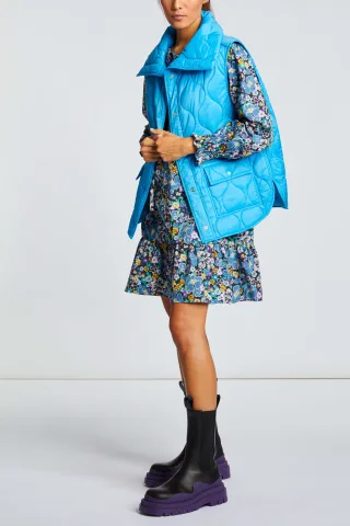 Rich & Royal - short quilted nylon vest daisy blue - Gr. - 36