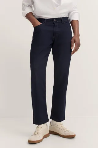 Bugatti Herren Jeans aus Authentic Denim mit Stretch-Komfort