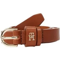 Tommy Hilfiger Ledergürtel ESSENTIAL EFFORTLESS 1.5 Ovale Einfachdornschließe, Logoemblem