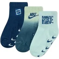 Nike Sportswear Socken NHB 3PK GLOW WITH ME INF/TOD S (3-Paar) praktisches 3er-Set, mit dezent platziertem Logo, weiches Material